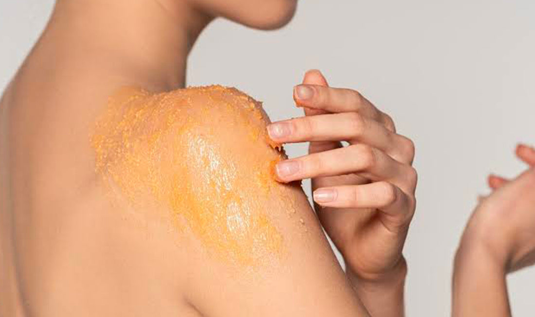 Scrub corpo: come usarlo e perché inserirlo nella routine
