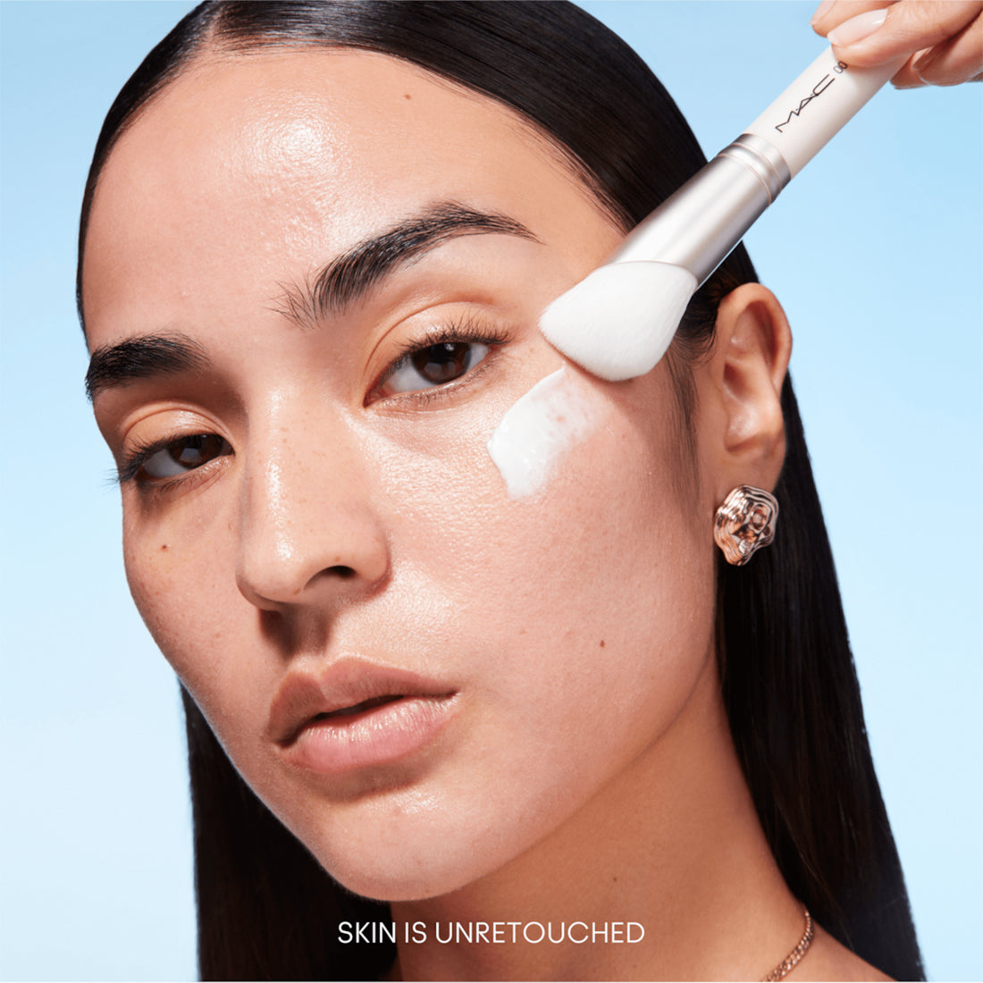 001 Serum + Moisturizer Blush Pennello Per Skincare_MACSYPM01_MAC-2