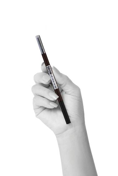 Brow Ultra Slim Matita Sopracciglia Medium Brown_MAY3261001_Maybelline-4
