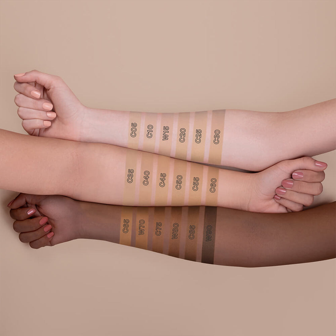 Magic Wand Fondotinta Fluido Matte W80_MES2333W80_MESAUDA-4