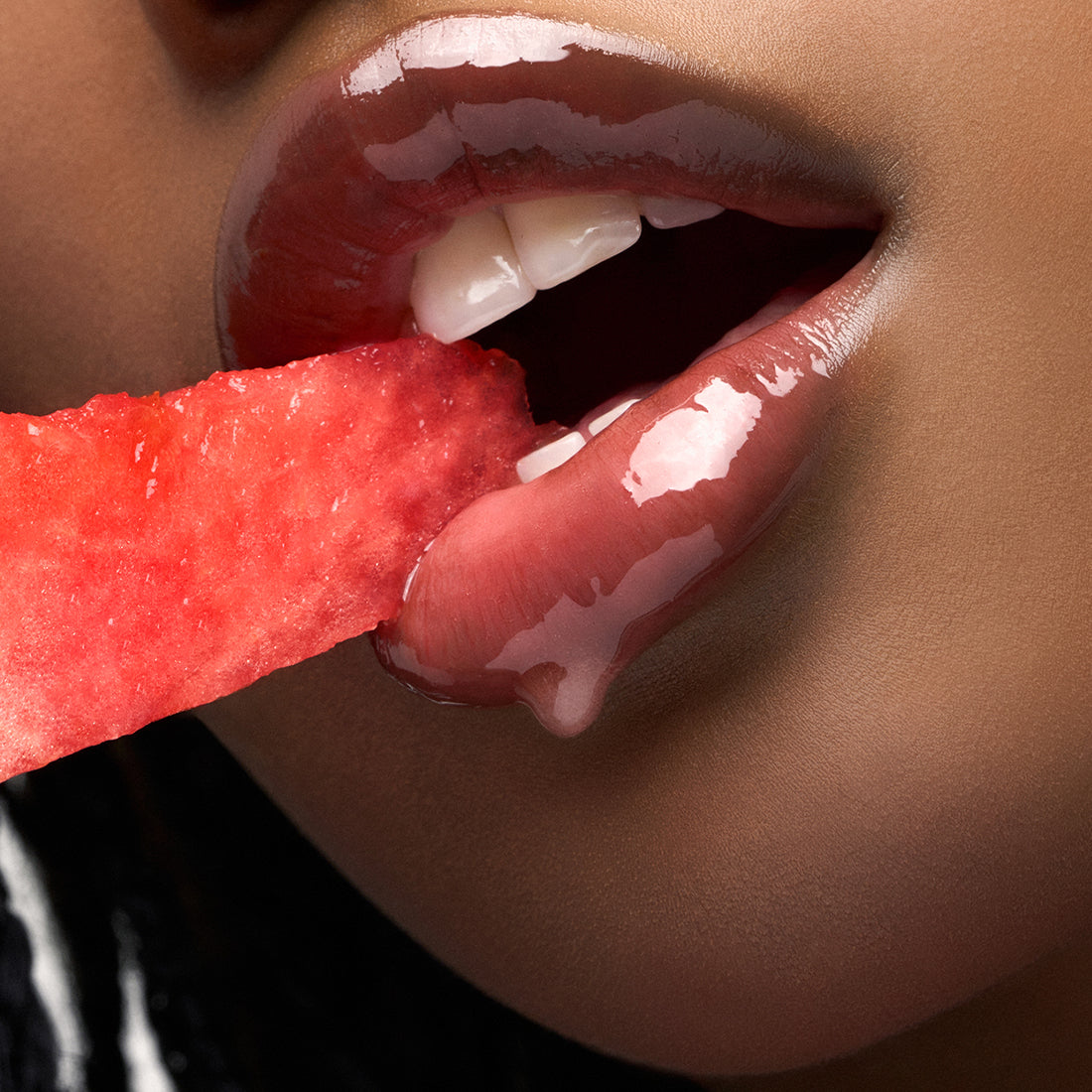 Pleasure Lip Oil Olio-elisir labbra nutriente 001 Fresh Watermelon_PUP020144A001_Pupa-2