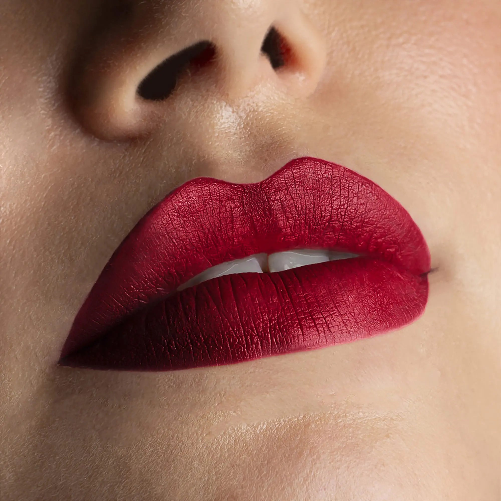 Sublimatte Rossetto Liquido Matte No-Trasfer Greatness_MES254207_MESAUDA-4