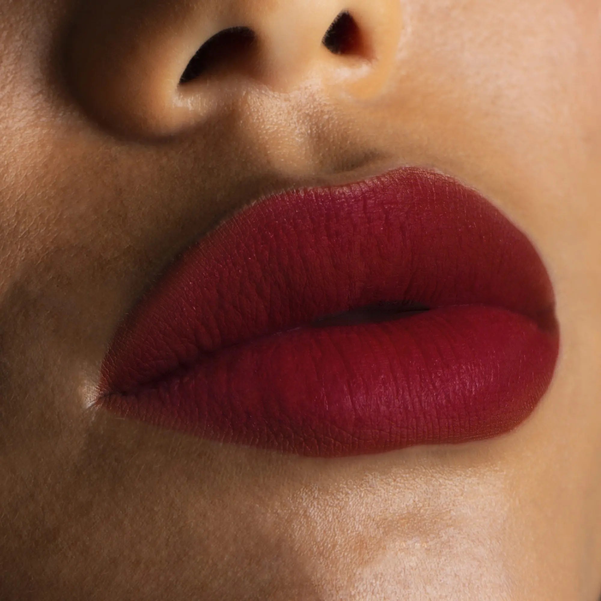 Sublimatte Rossetto Liquido Matte No-Trasfer Intense_MES254210_MESAUDA-3