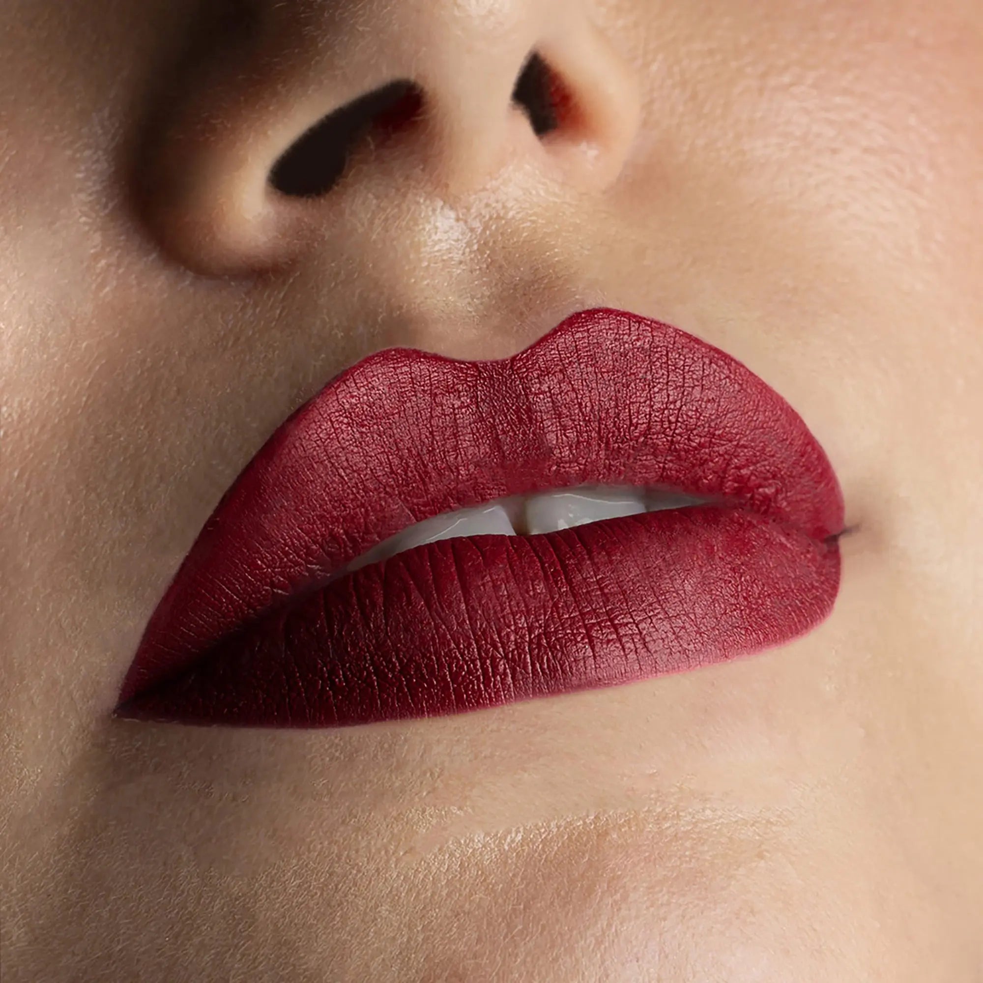 Sublimatte Rossetto Liquido Matte No-Trasfer Intense_MES254210_MESAUDA-4