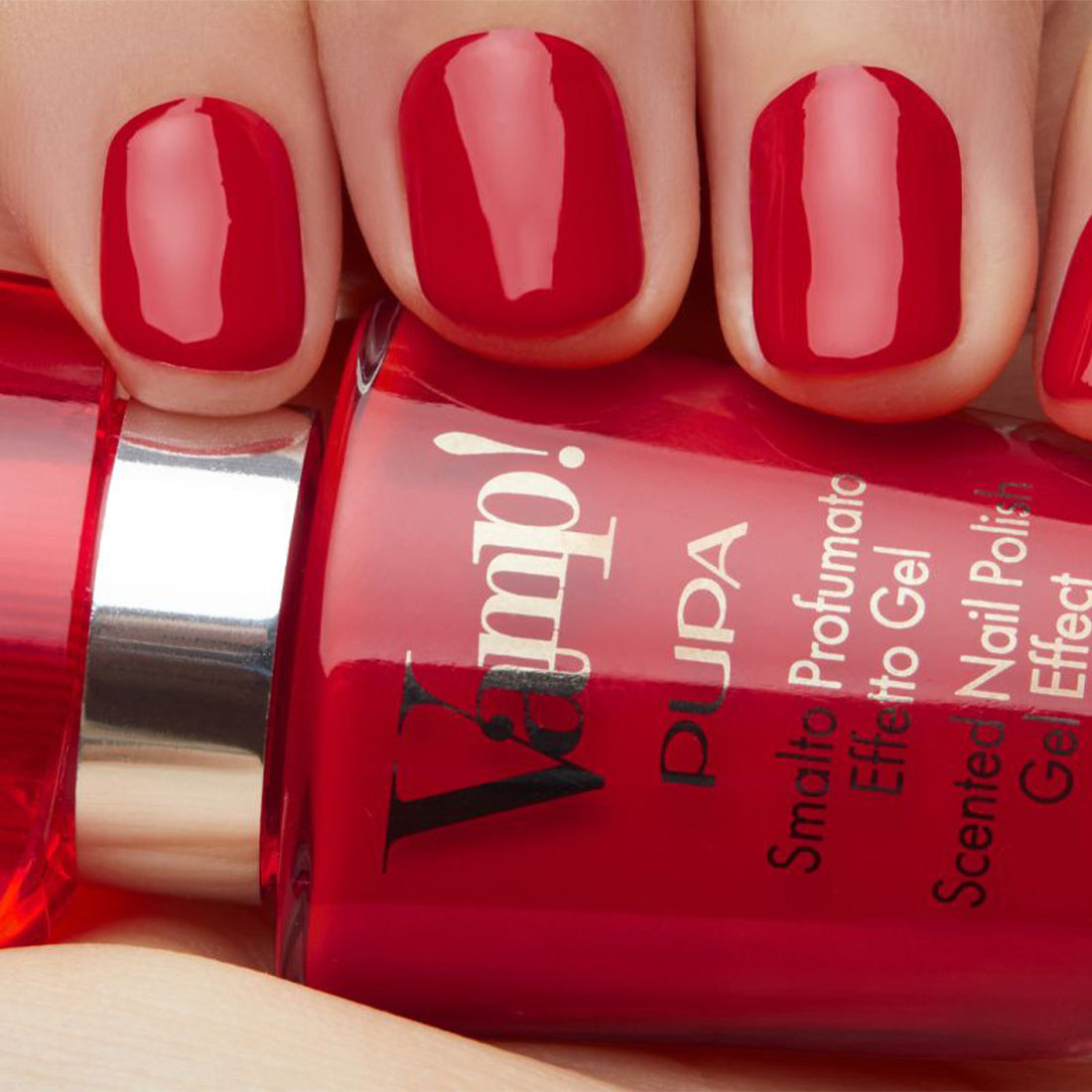 Vamp! Nail Polish Smalto per Unghie Profumato N203 Sensual Red_PUP230137A203_Pupa-2