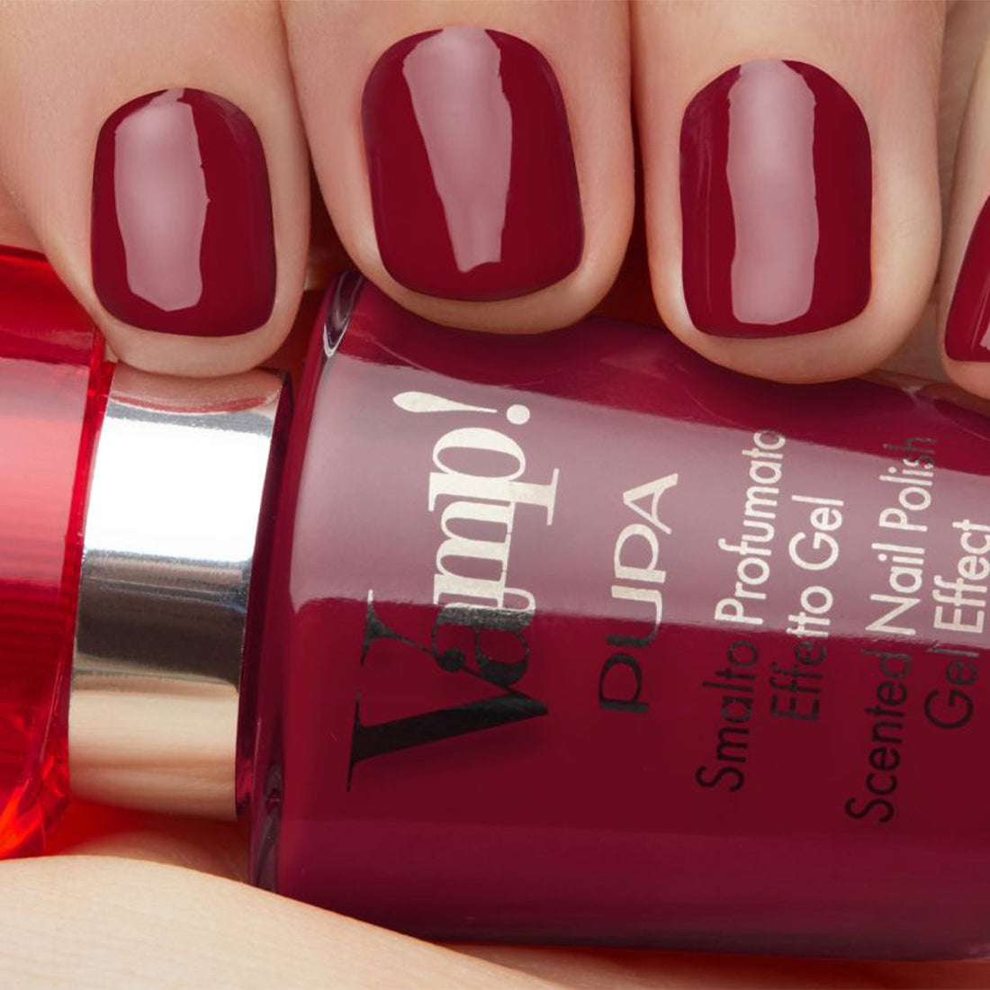 Vamp! Nail Polish Smalto per Unghie Profumato N204 Passionate Red_PUP230137A204_Pupa-2