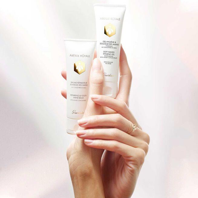 Abeille Royale Gel Hygiene & Doucheur Des Mains Crema Mani Riparatrice 40 ML_GUE061655_Guerlain-4