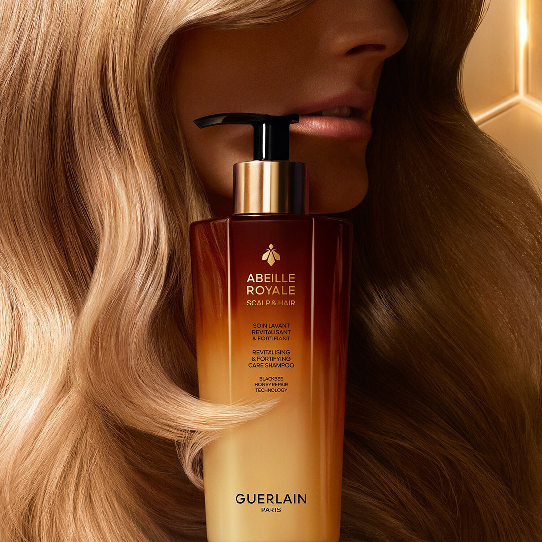 Abeille Royale Scalp & Hair Soin Lavant Revvitalisant & Fortifiant Shampoo Rivitalizzante 290 ML_GUE061886_Guerlain-4