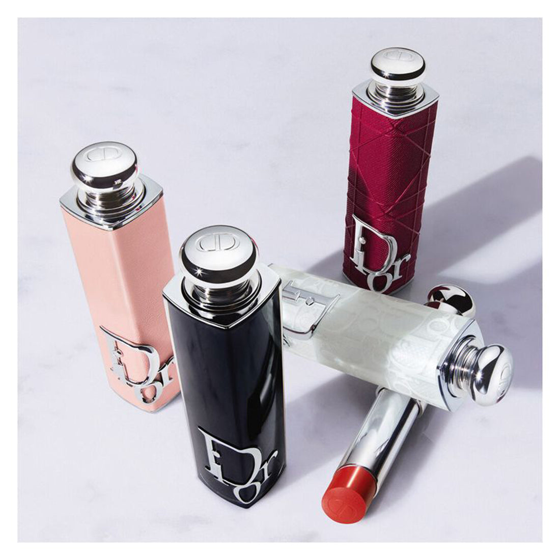 Addict Lipstick Rossetto Brillante Idratante Scarlet silk_CDC029100822_Dior-5