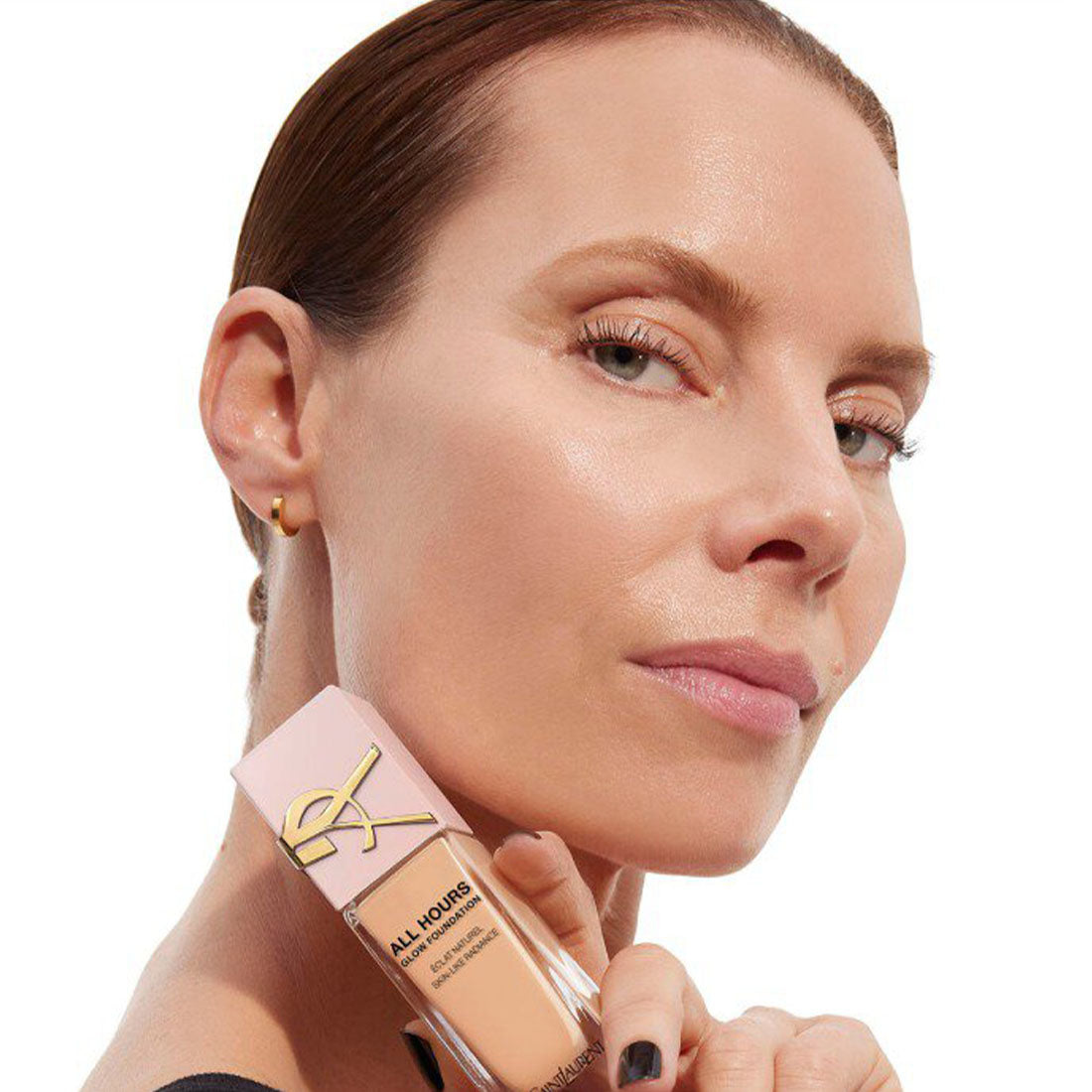 All Hours Glow Fondoation Fondotinta Finitura Radiosa LN4_YSLLF509300_YSL-5