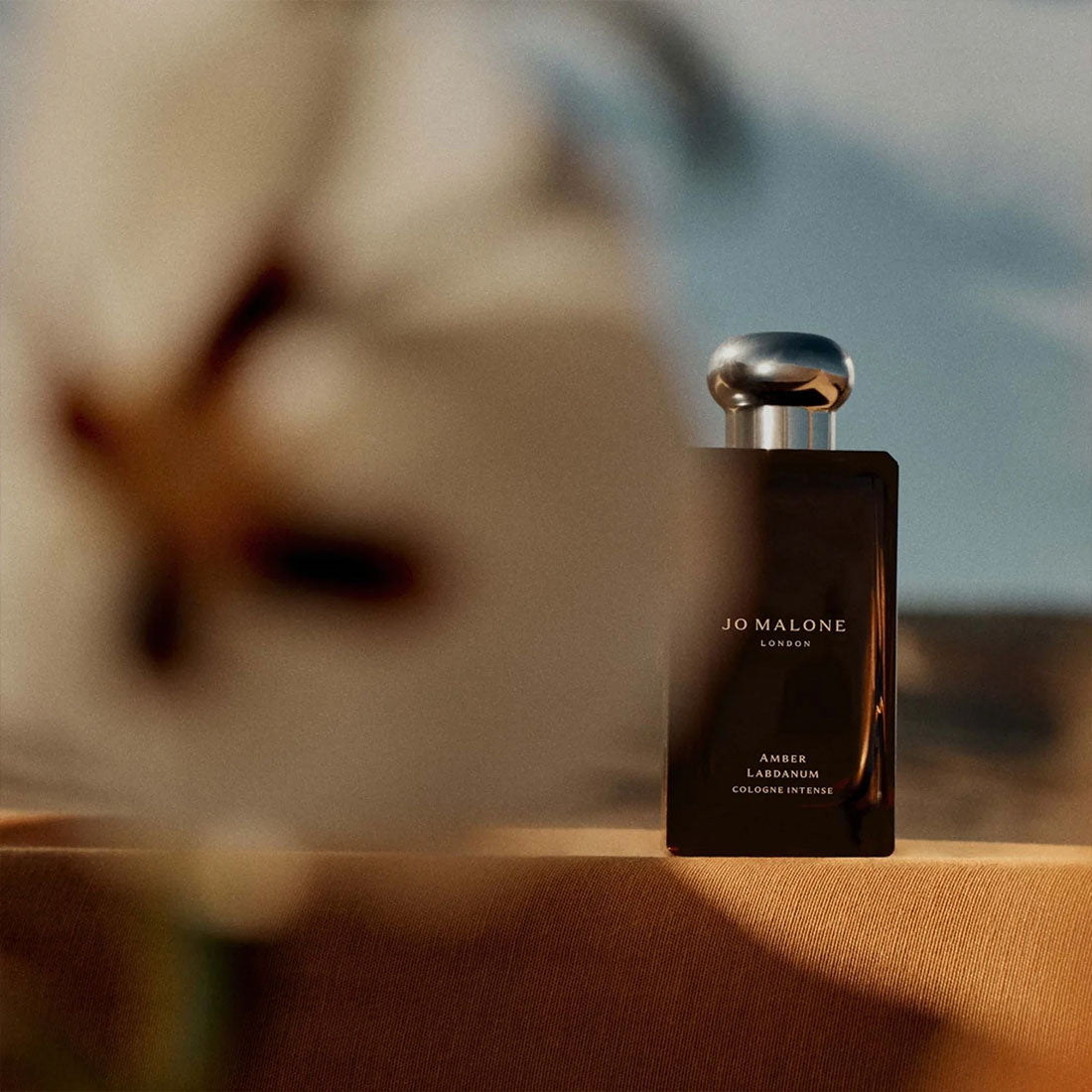 Amber Labranum Cologne Intense 50 ML_JMLL2CB01_Jo Malone-3