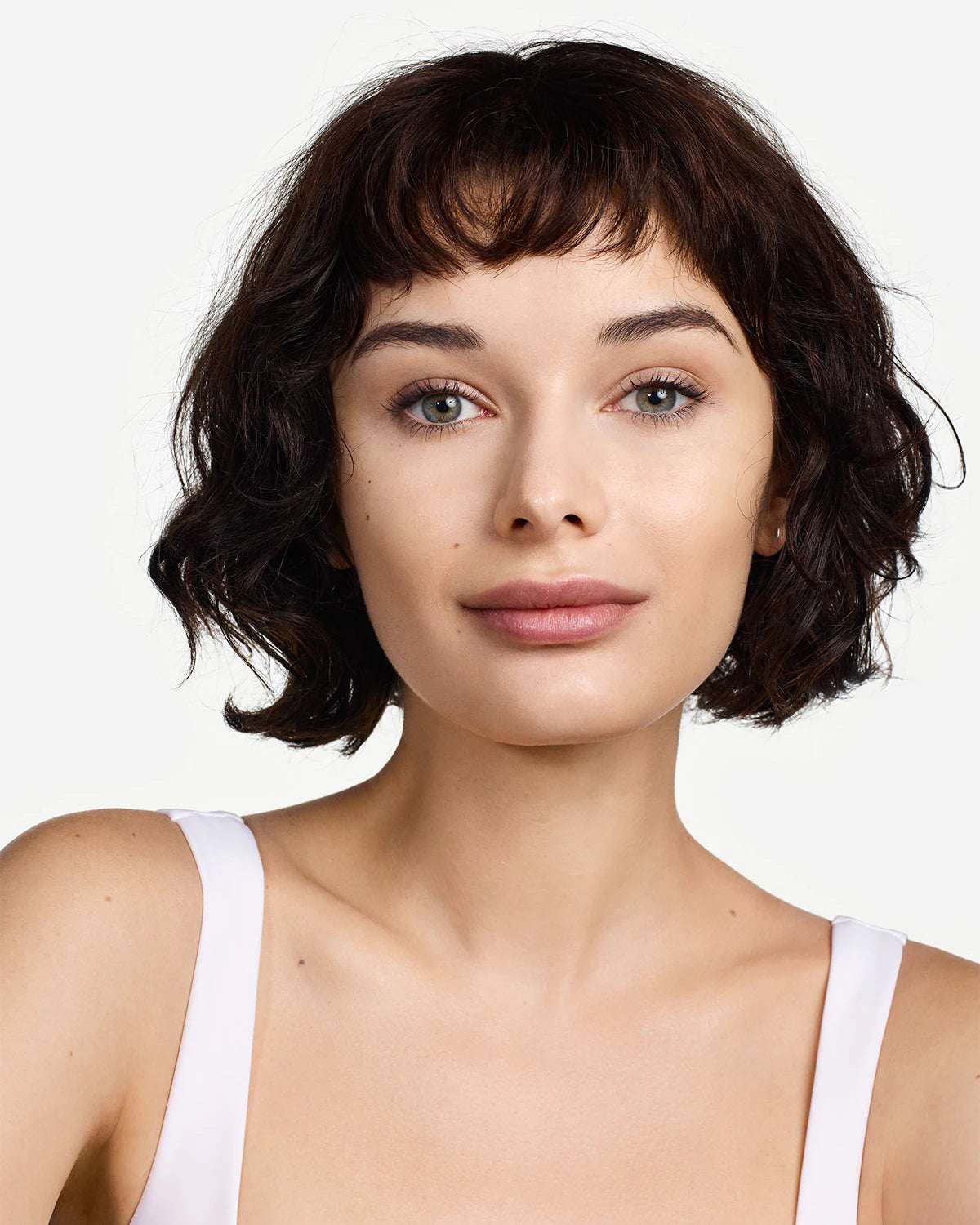 Beyond Perfecting Shade Fondotinta Correttore 32 Buttermilk_CLIZ9FF6A0000_Clinique-4
