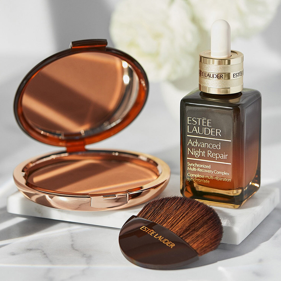 Bronze Goddess Powder Bronzer Medium_ESTYER202_Estee Lauder-5