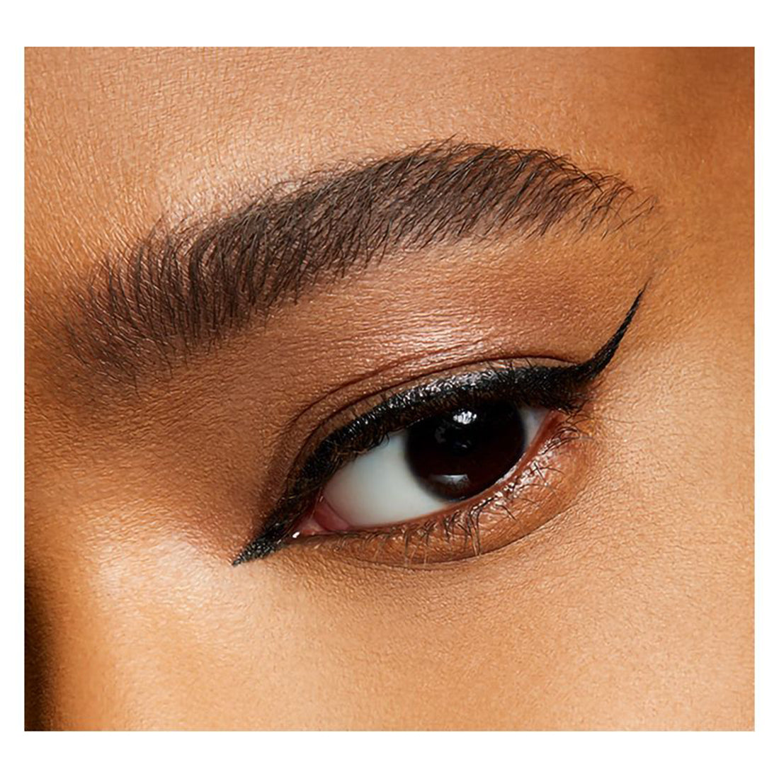 Brushstroke 24 Hour Liner Eyeliner Tenuta 24H Brushblack_MACSGFJ01A_MAC-2