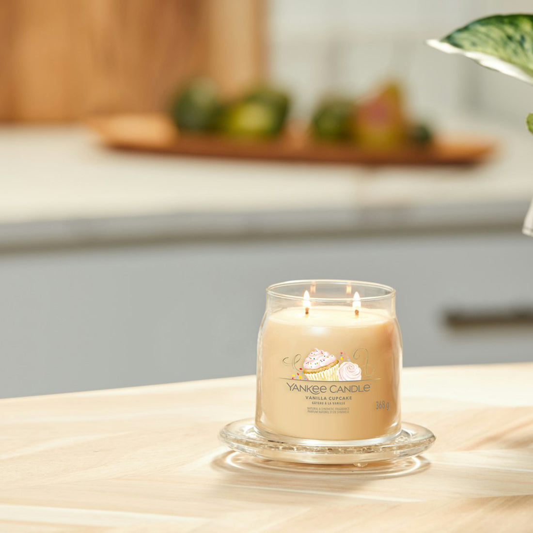 Candela Vanilla Cupcake Media Signature 368 gr_YAN1630003E_YANKEE CANDLE-4