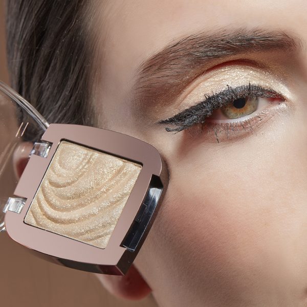 Color Lovers Eyeshadow Ombretto 03 Super Gold_DEB007422_Deborah-2