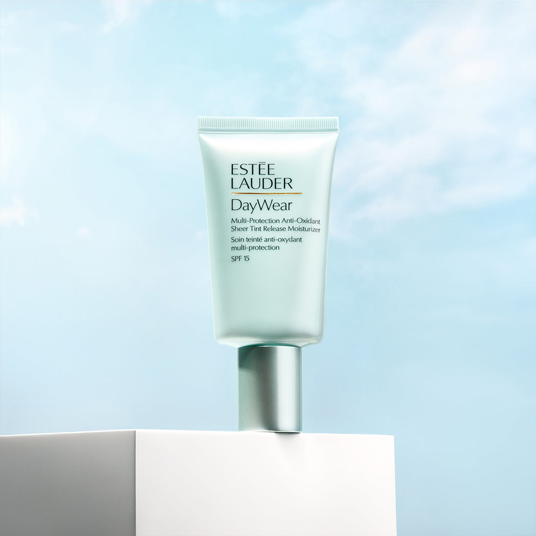 Daywear Sheer Tint Crema Colorata SPF 15 50 ML_ESTWKEM01_Estee Lauder-5