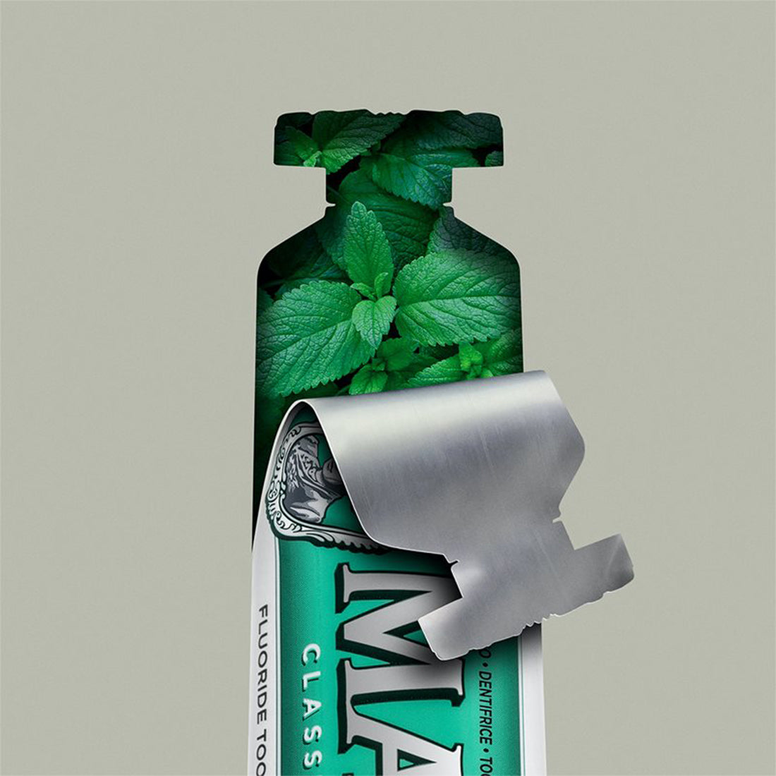 Dentifricio Classic Strong Mint 25 ML_MAR411190_Marvis-2