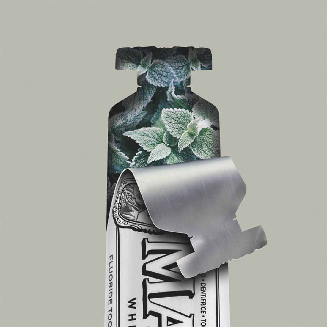 Dentifricio Smokers Whitening Mint 85 ML_MAR411181_Marvis-2