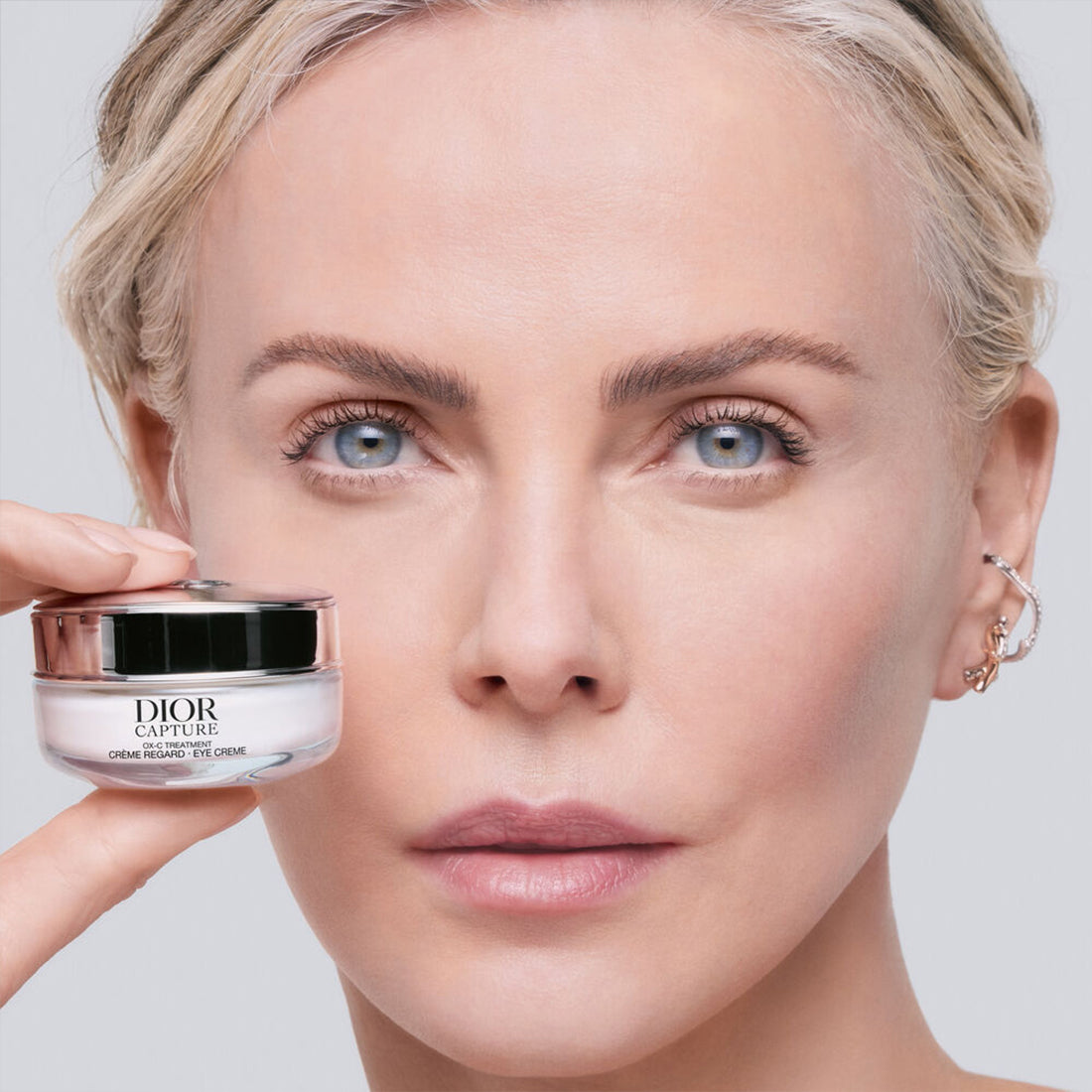 Dior Capture Crema Occhi correzione anti-età , rughe, compattezza, borse e occhiaie 15 ml_CDCE000000445_Dior-3