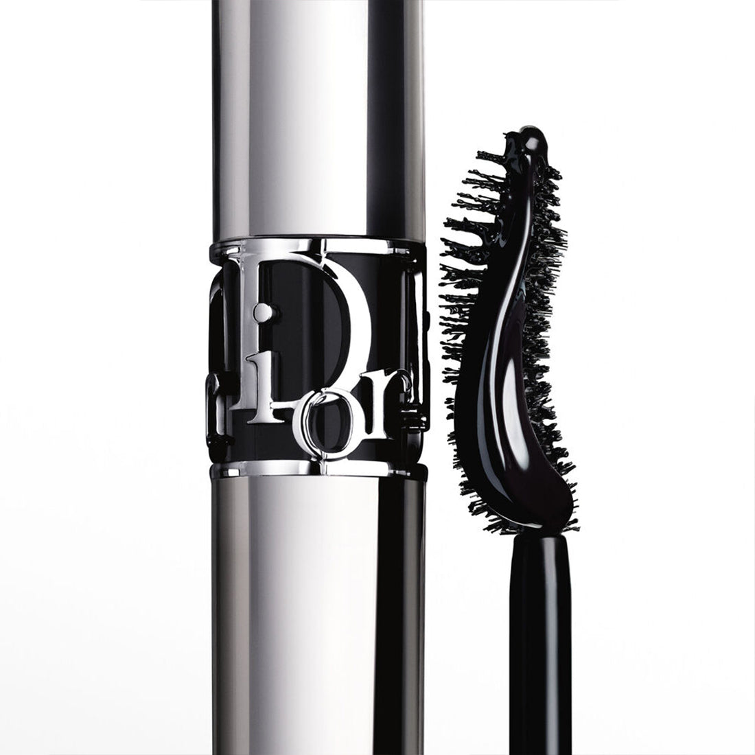 Diorshow Iconic Overcurl Mascara Volumizzante – 24 ore di tenuta – effetto fortificante 090 Black_CDC036525090_Dior-2