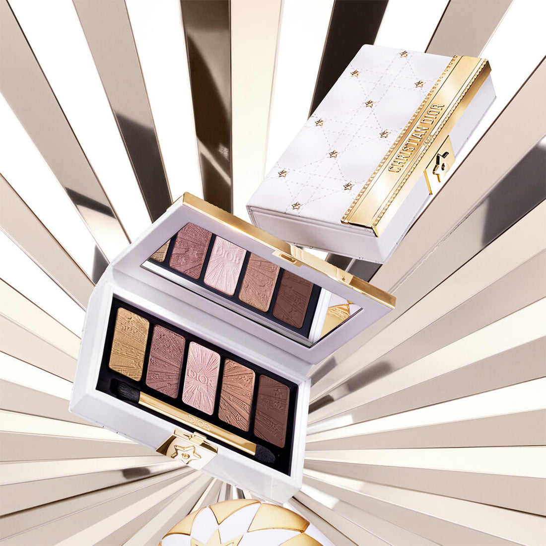 Écrin Couture per un make-up occhi iconico Palette make-up occhi 5 ombretti con applicatore edizione limitata_CDE000000690_Dior-2