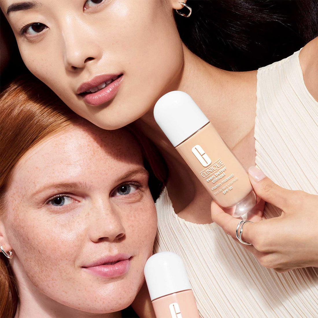 Even Better Clinical Vitamin SPF 50 Fondotinta Liquido SPF 50 Light Medium Cool 5_CLIV8WQ12A_Clinique-3