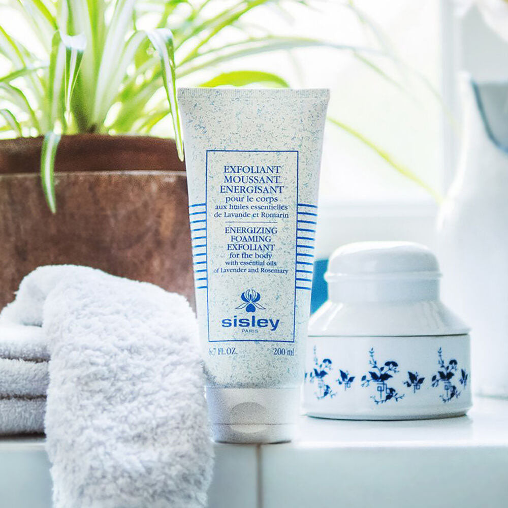 Exfoliant Moussant Energisant Esfoliante Corpo Energizzante 200 ml_SIS153602_Sisley-3