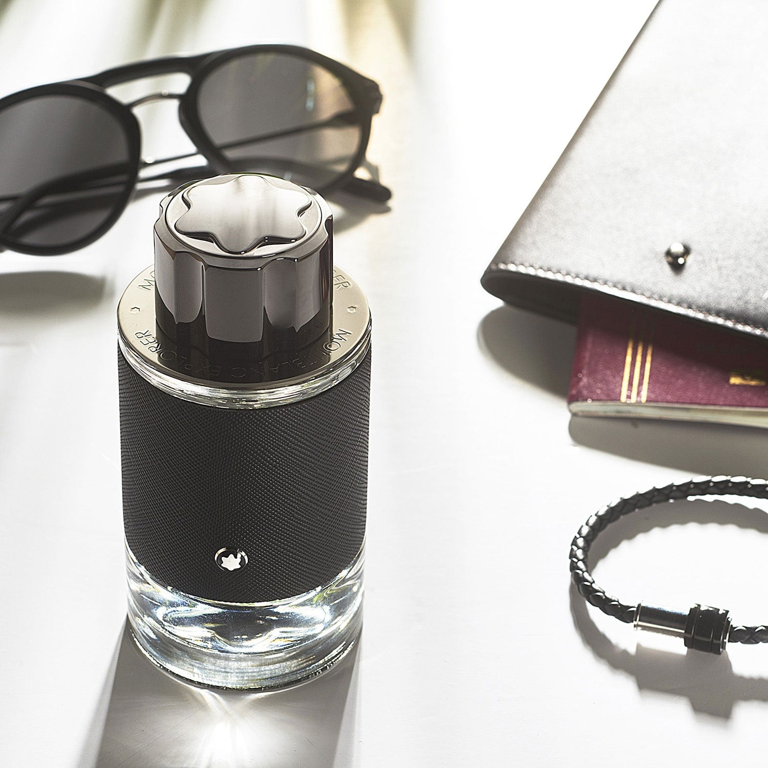 Explorer Eau De Parfum 200 ML_MB17A05_MontBlanc-6