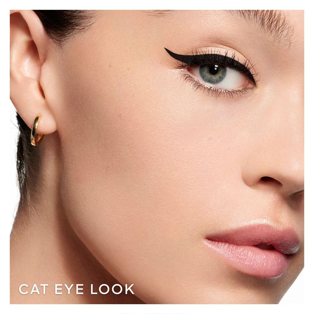 Eye Event Contour G Graphic Line Eyeliner 01 Black_GUE044091_Guerlain-4