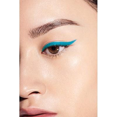 Eye Kajal Ink Artist Matita Occhi 07_SHI14728_Shiseido-3