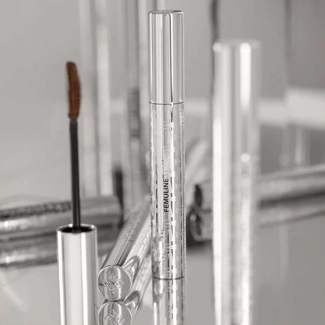 FEMULINE Mascara Volume, Curvatura e Definizione_MES508202_MESAUDA-5