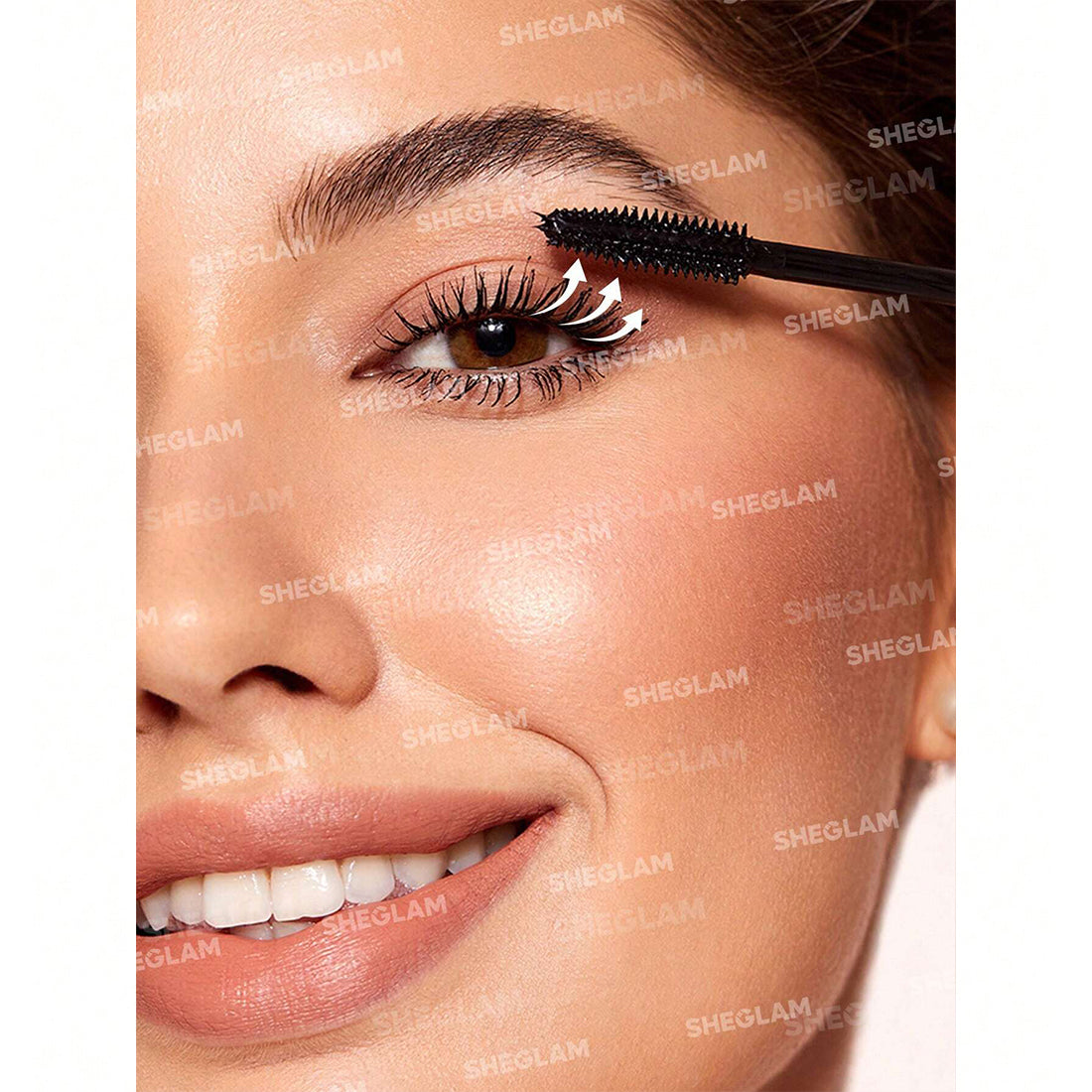 Fluttet Wink Volumizing Mascara Black_SHE051_SHEGLAM-7