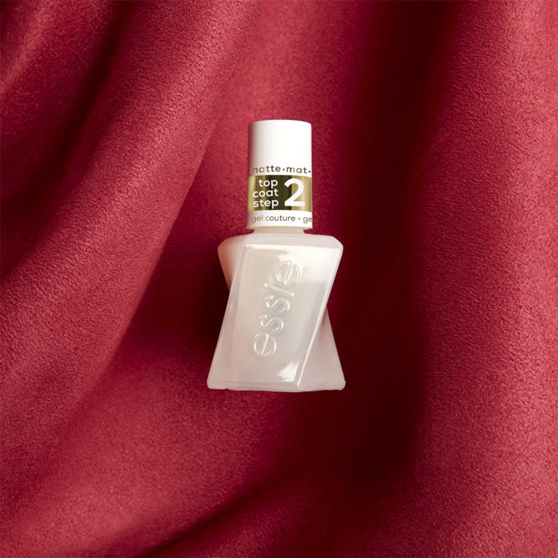 Gel couture top coat_ESSB3506400_ESSIE-3