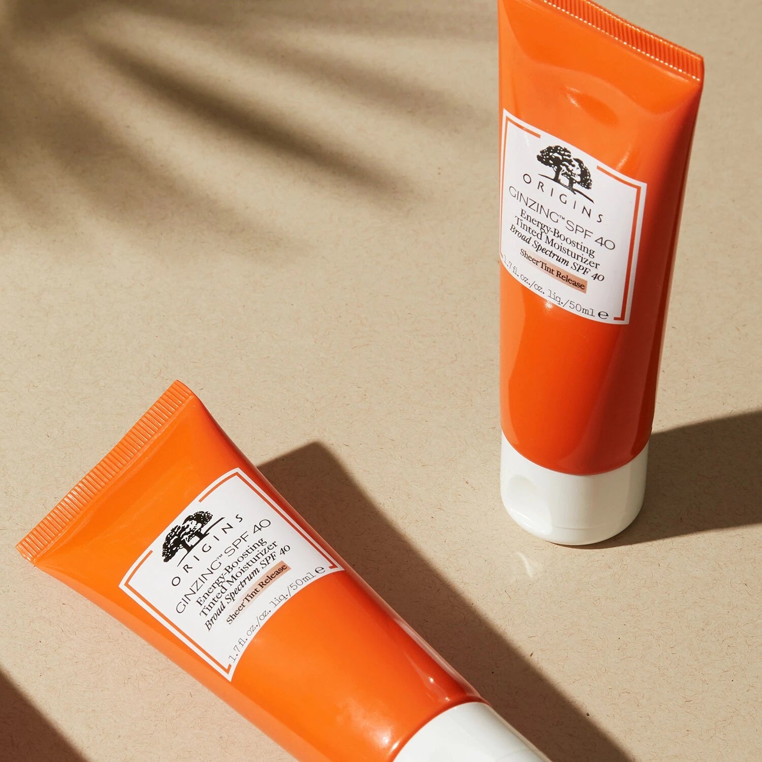 Ginzing SPF 40 Energy Boosting Tinted Moisturizer Crema Viso Colorata Idratante 50 ML_ORI0NH401A_ORIGINS-4