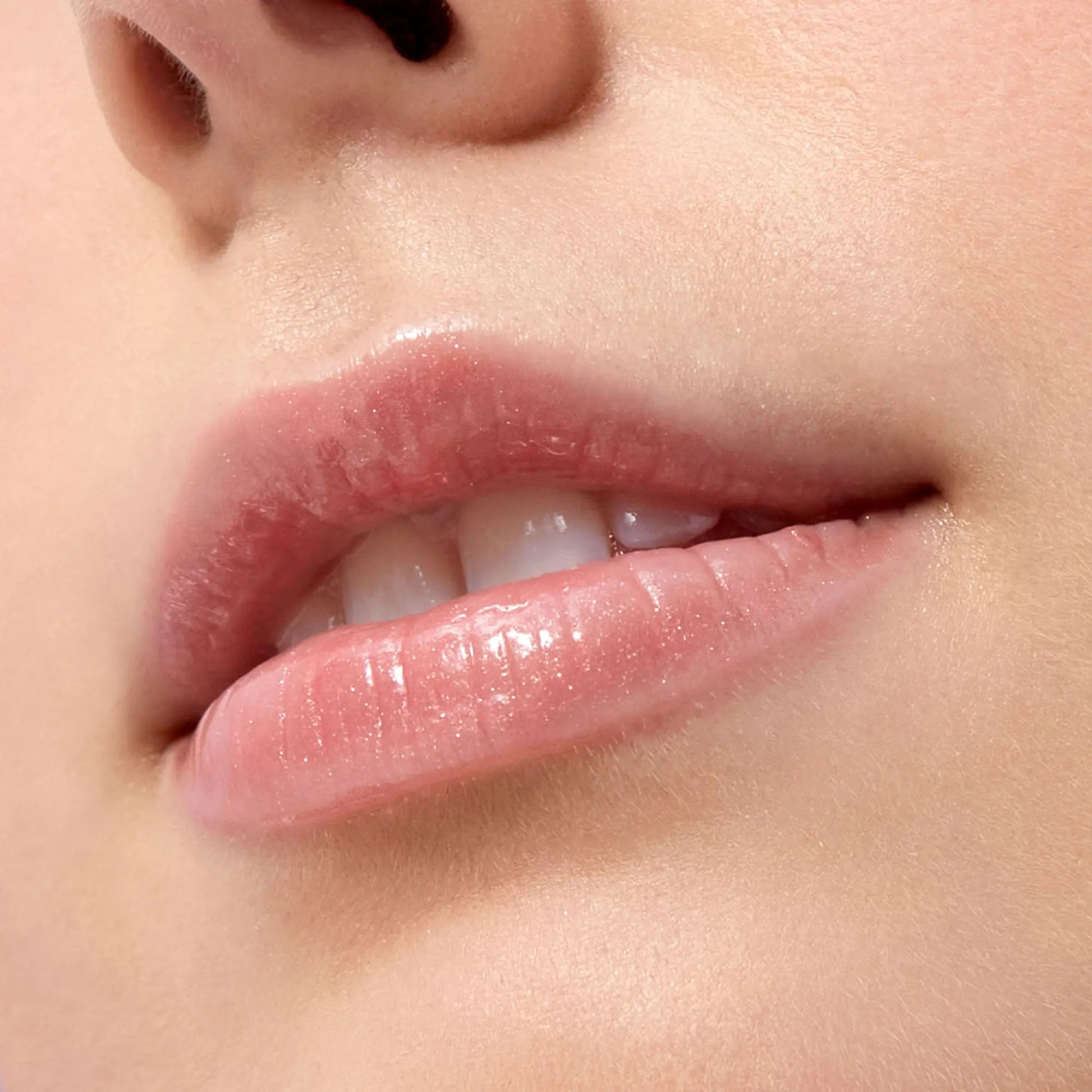 Gloss Matrix Lucidalabbra 104 Honey Love_MES253104_MESAUDA-3