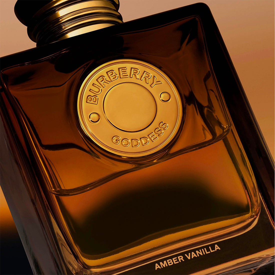 Goddess Amber Vanilla Eau de Parfum Intense_BUR99350260655_Burberry-6