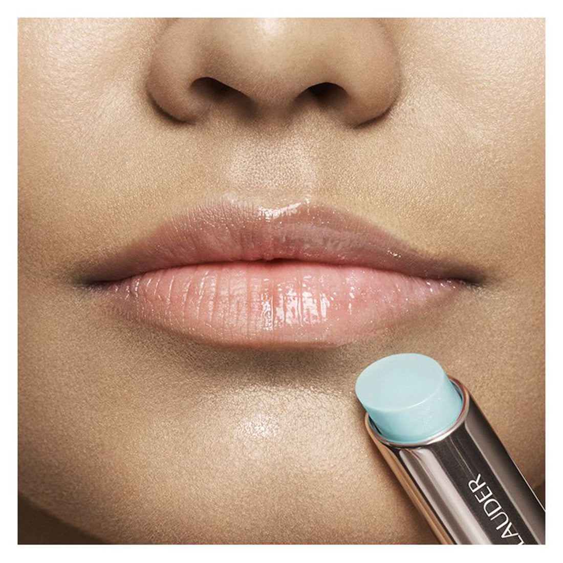 Hydraplump Lip Balm Estee Blue_ESTG9FF05_Estee Lauder-3