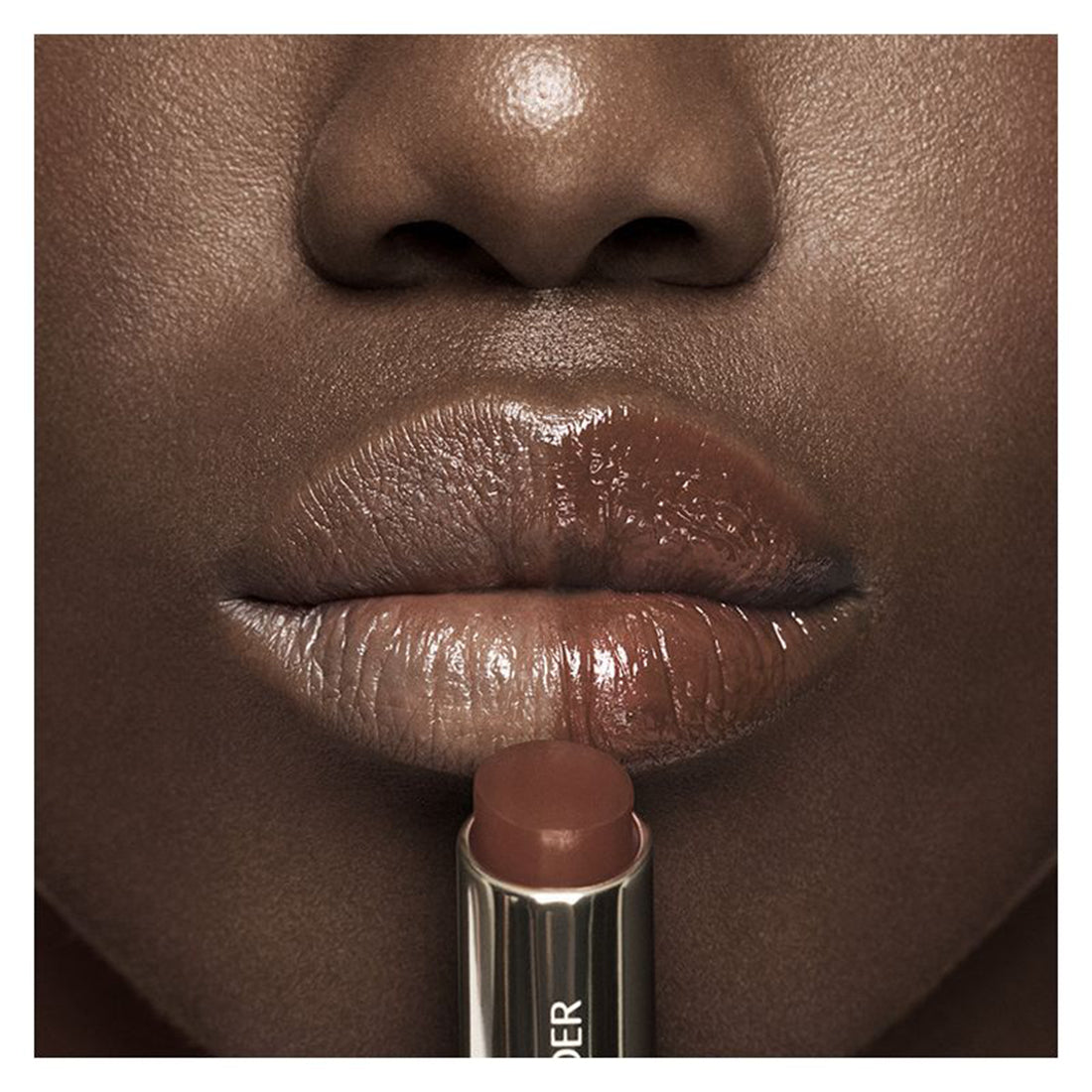 Hydraplump Lip Balm Mahogany_ESTG9FF08_Estee Lauder-3