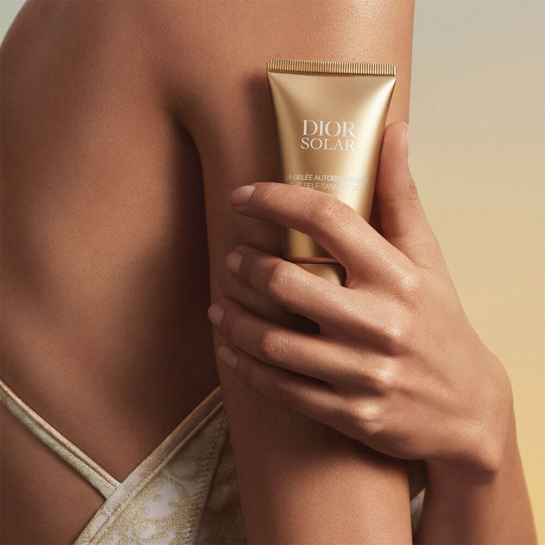 Il Gel Autoabbronzante Autoabbronzante per il viso – glow naturale e abbronzatura graduale 50 ML_CDC099700259_Dior-2
