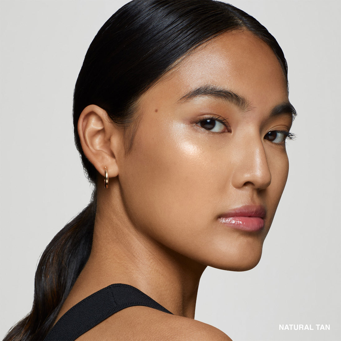 Intensive Serum Foundation Fondotinta SPF 40 Natural Tan_BOBEME721_Bobbi Brown-3