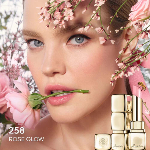 Kiss Kiss Bee Glow Balsamo Labbra Colorato 258 Rose Glow_GUE043570_Guerlain-7