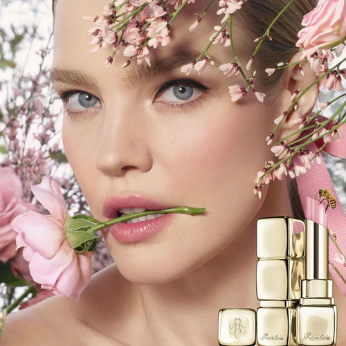 Kiss Kiss Bee Glow Balsamo Labbra Colorato 409 Fuchsia Glow_GUE043572_Guerlain-8