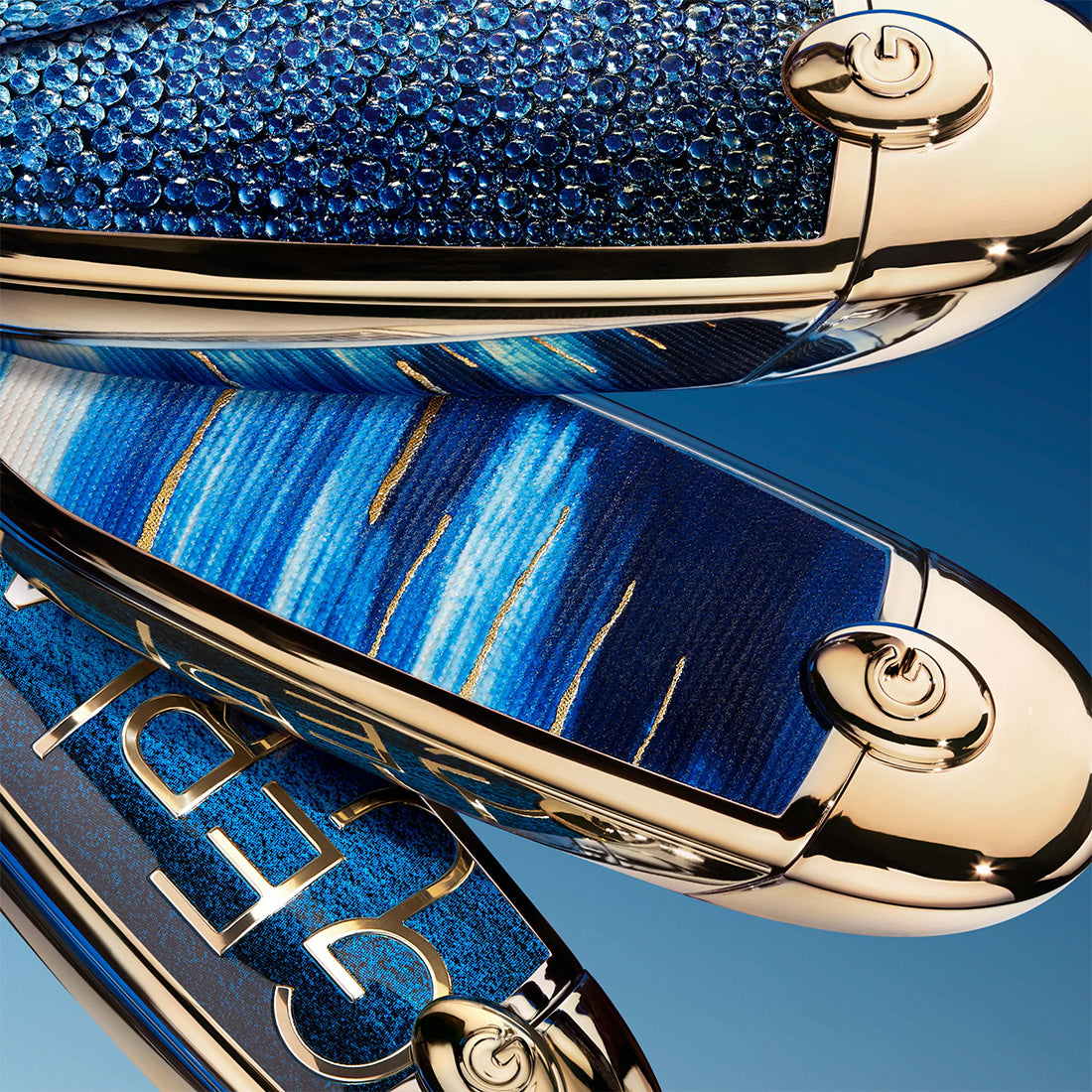L'Heure Bleue Double Mirror Jewel Case
_GUE062550_Guerlain-5