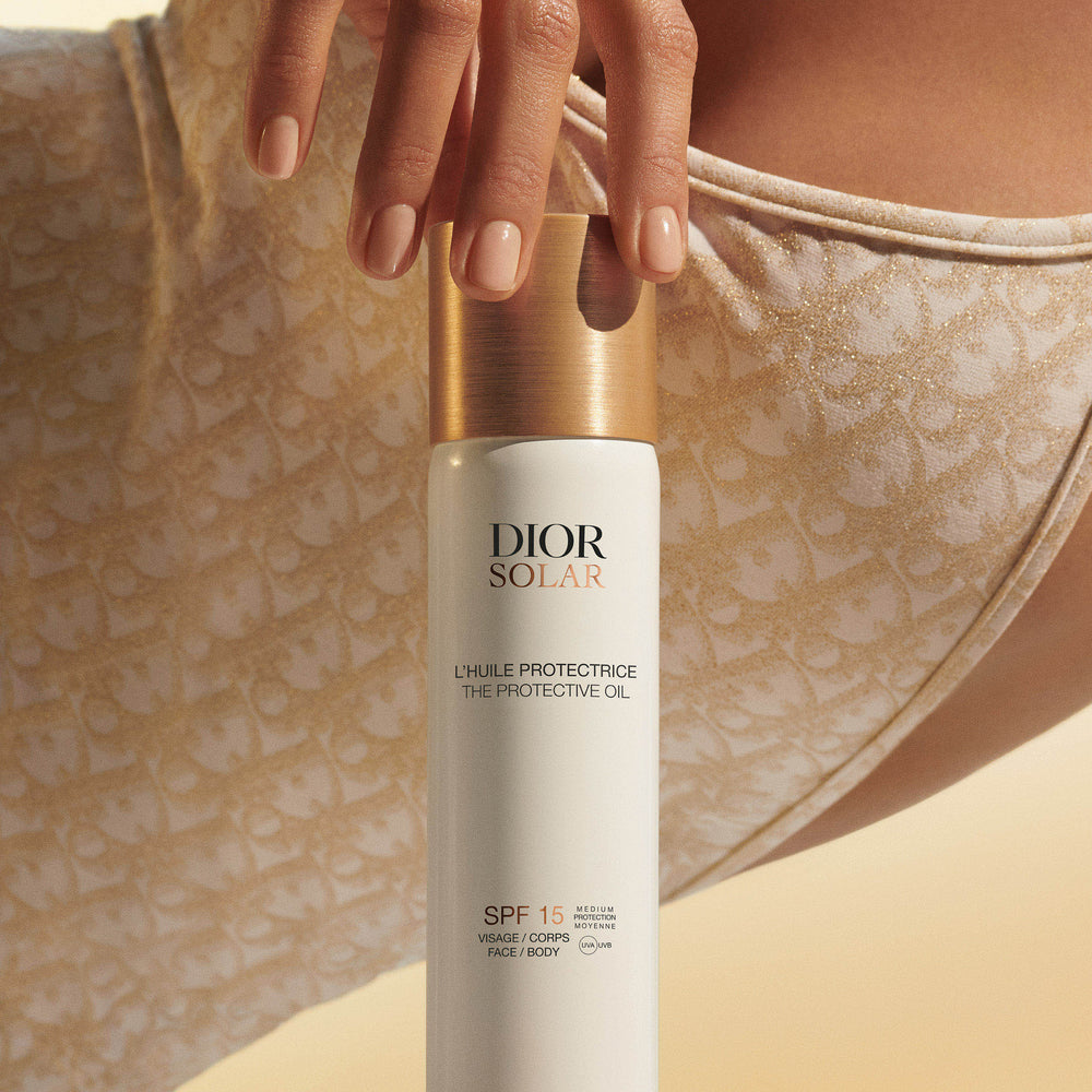 L’Olio Protettivo per Viso e Corpo SPF 15 Olio solare spray protezione media 125 ML_CDC099700262_Dior-2