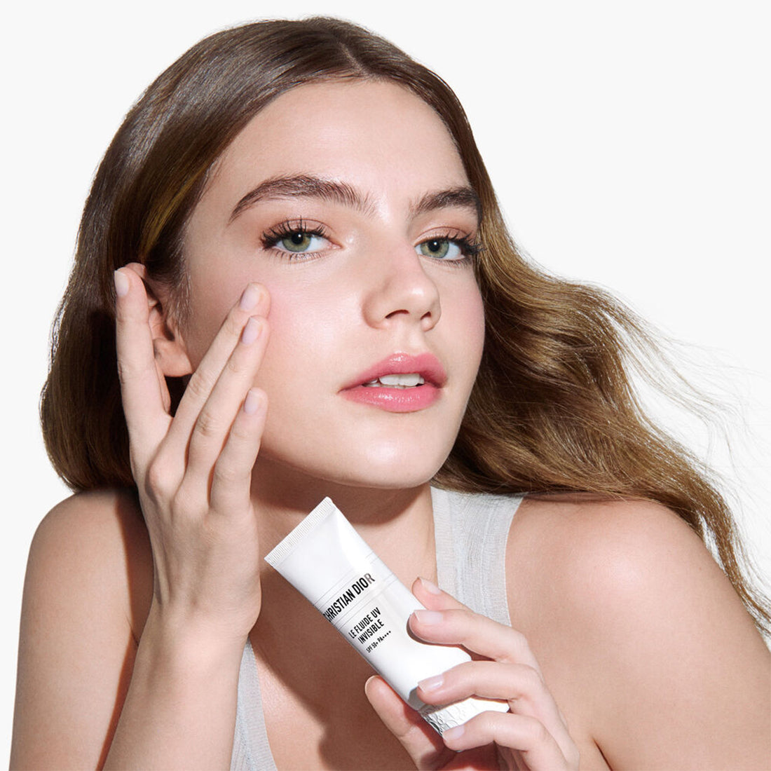 Le Fluide UV Invisible Hydratant SPF 50+ PA++++ Fluido invisibile con protezione UV_CDE000000241_Dior-3