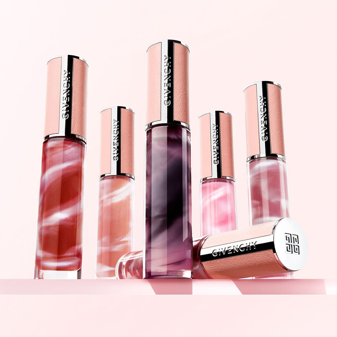 Le Rose Perfecto Liquid Gloss Balsamo Labbra 01 Pink Irresistible_GIVP084391_Givenchy-4