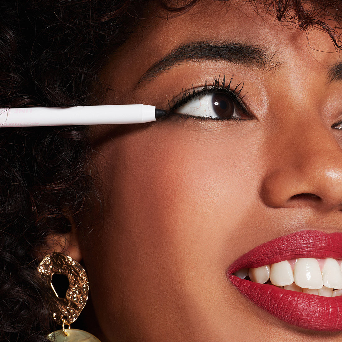Line To Impress Matita Occhi Liner & Kajal 01 Black_GOO86162_GOOVI-5