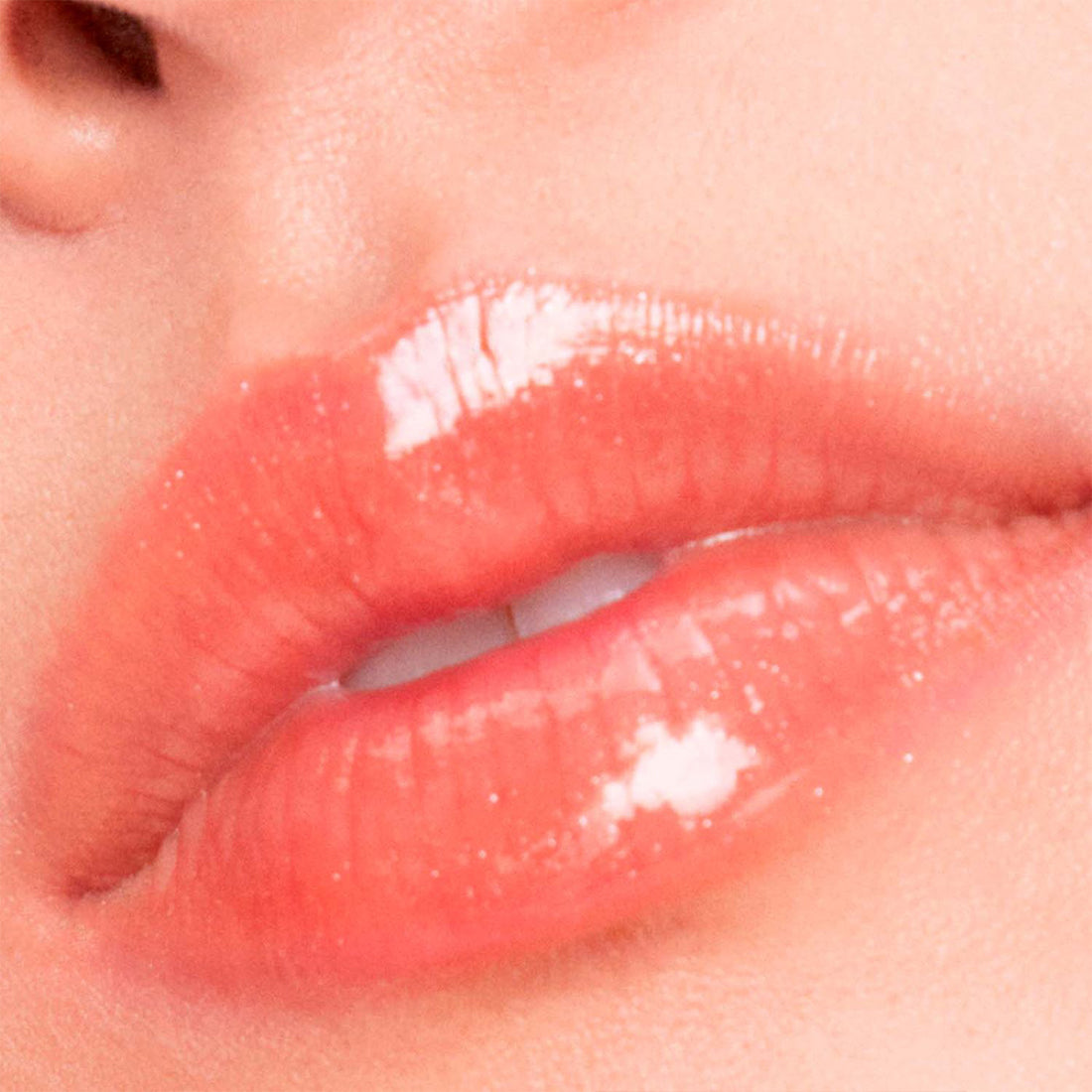 Lip Comfort Oil 27 Fleeting Dew_CLA80117251_Clarins-4