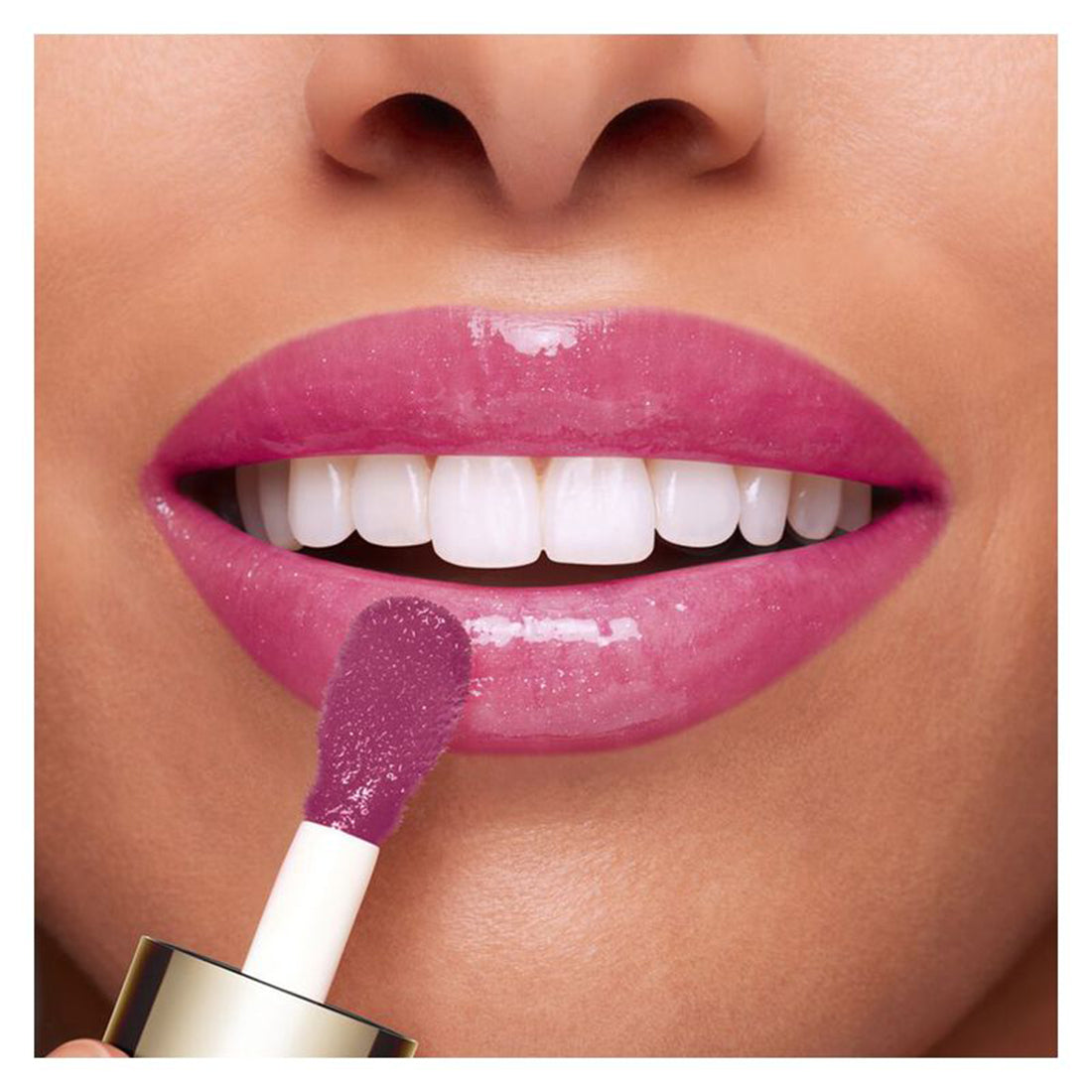 Lip Comfort Oil Olio Nutriente Labbra 10 Plum_CLA80086762_Clarins-5